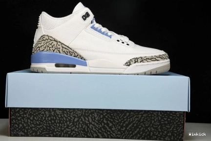 “UNC” RETRO JORDAN CT8532-104 3 AIR WHITE 0830